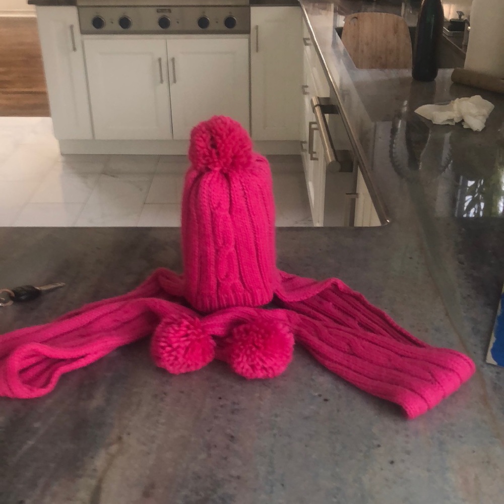 Pink hat
